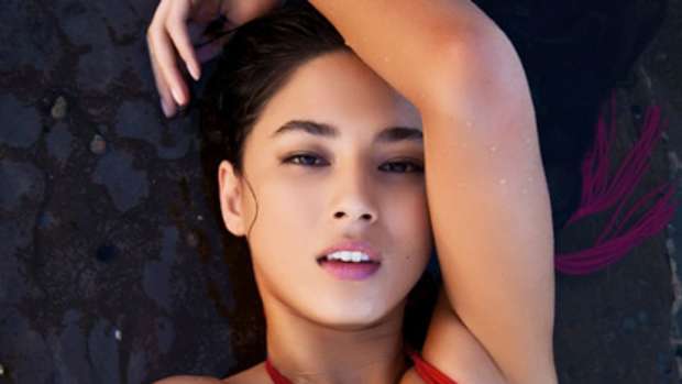 jessica-gomes-2012-1.jpg